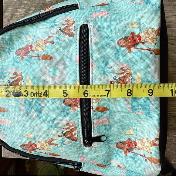 Disney Princess Mini  Moana Blue/Black 10” Kids Backpack - Picture 7 of 9